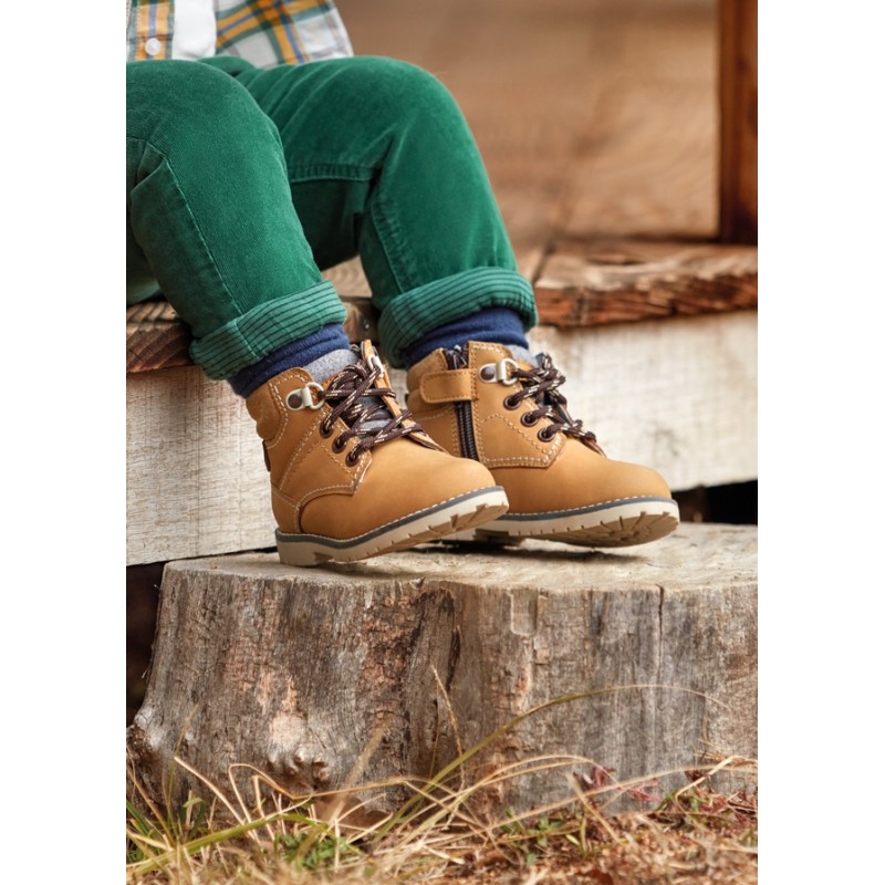 Stivaletto pelle              Scarpe