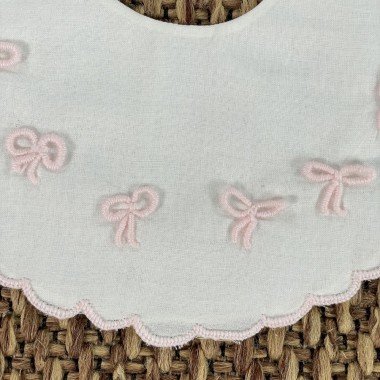 Bavetta ricamo nodo d'amore Bavetta e Mussole