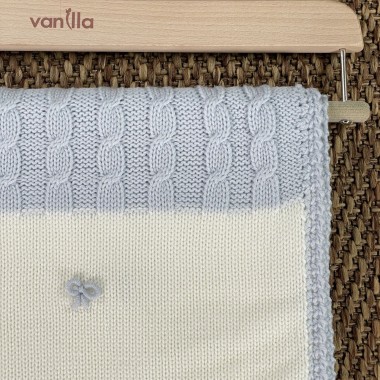 Coperta in lana ricamata a mano Accessori