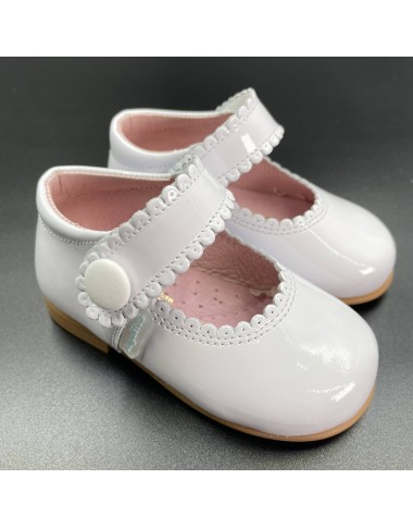 Patent button ballerina