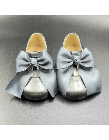 Scarpetta in vernice con fiocco in raso Scarpe