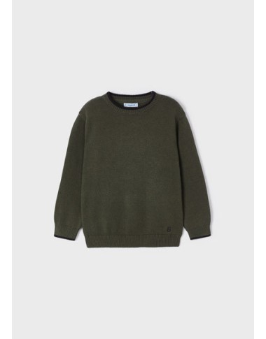 Basic round neck sweater