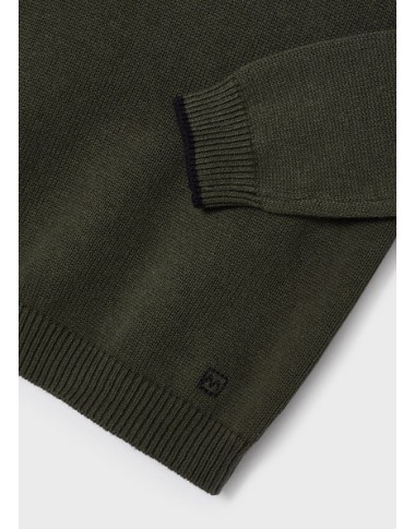 Basic round neck sweater