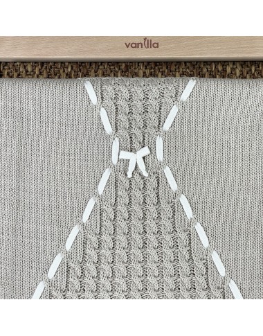 Cotton thread braids blanket