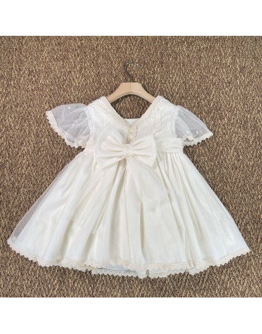 Elegant tulle and macramé dress