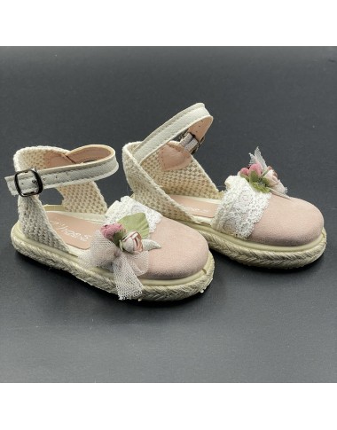 Elegant espadrilles