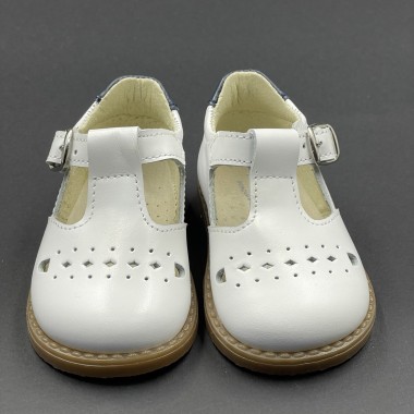 Scarpetta con trafori Scarpe