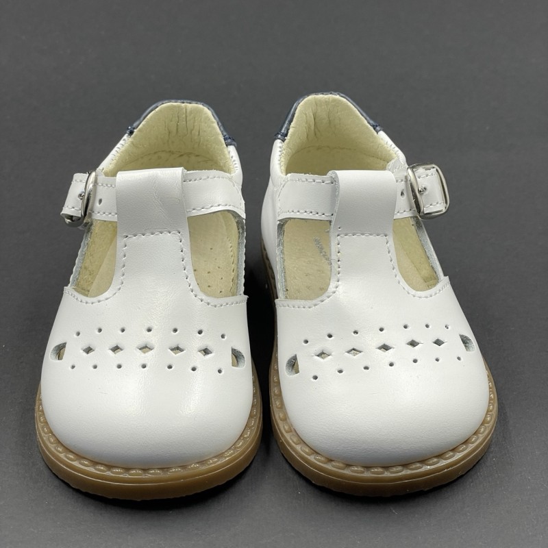 Scarpetta con trafori Scarpe