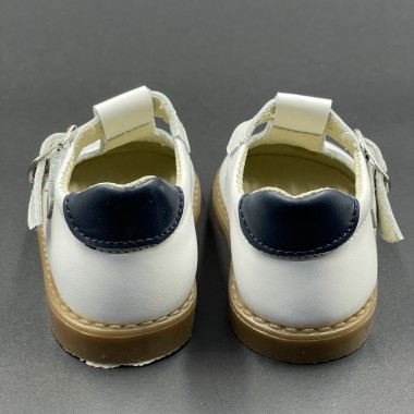 Scarpetta con trafori Scarpe