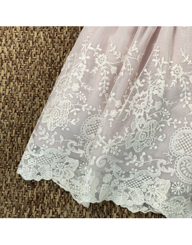 Dress in linen and macramè