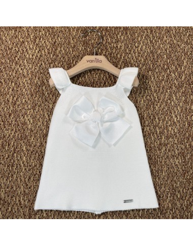 Thread dress with bow