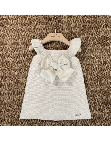 Thread dress with bow