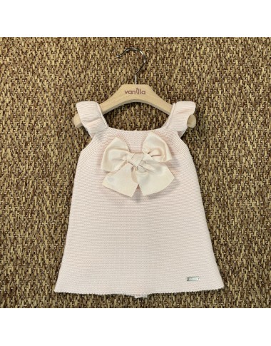 Thread dress with bow