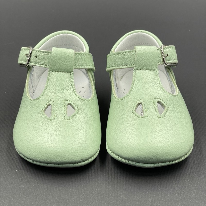 Scarpetta occhielli culla Scarpe