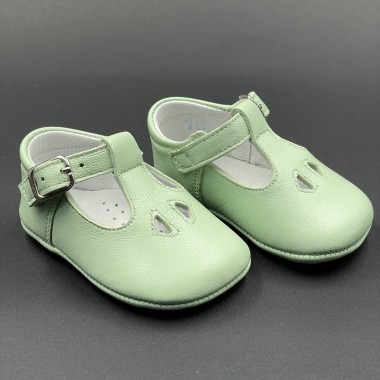 Scarpetta occhielli culla Scarpe