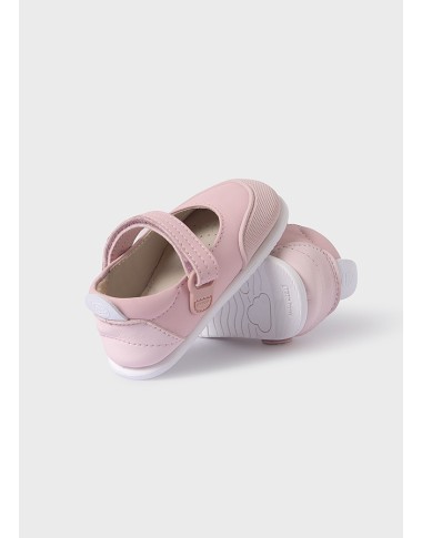 Ballerina first steps bare foot