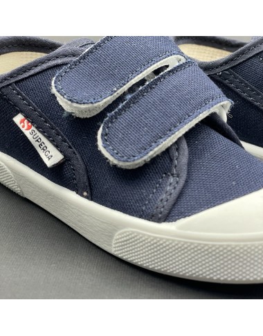 Velcro canvas shoes