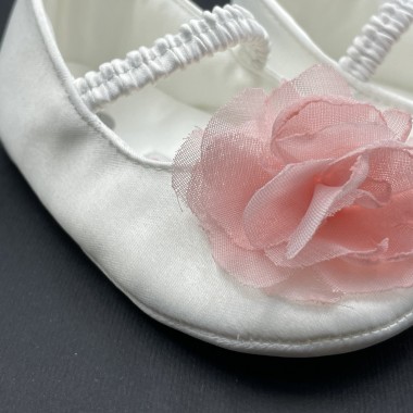 Ballerina elegante con fiore Cerimonia 15/20