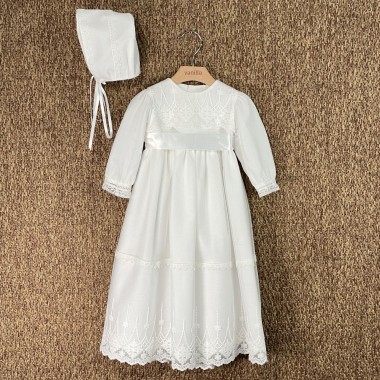 Abito lungo e cuffia battesimale Battesimo