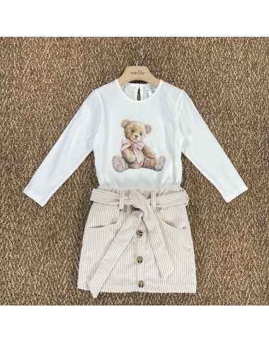 T-shirt and skirt set