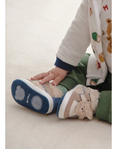 Sneakers                      Scarpe