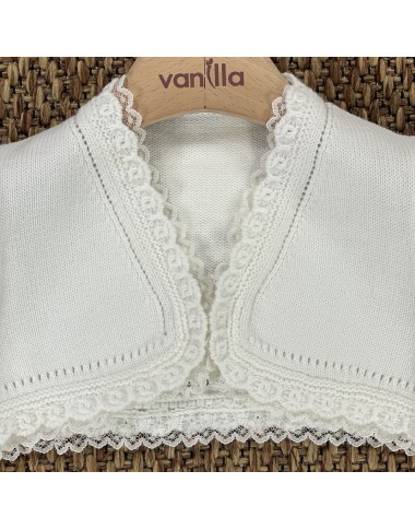 Short cardigan with lace