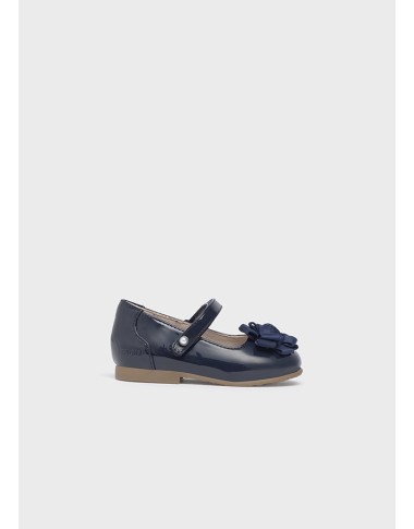 Ballerine in vernice con fiore in raso Scarpe