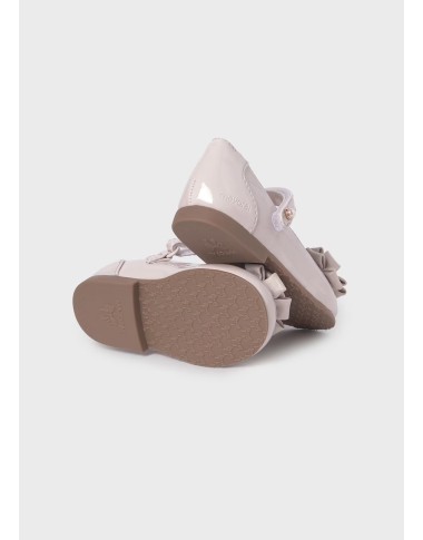 Ballerine in vernice con fiore in raso Scarpe