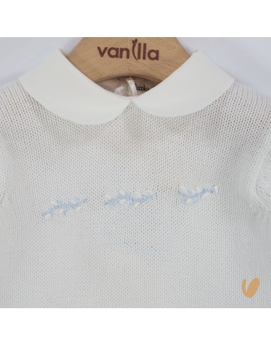 Complete hand embroidered birth in wire