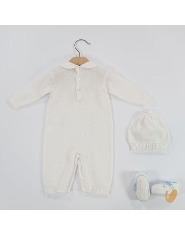 Complete hand embroidered birth in wire