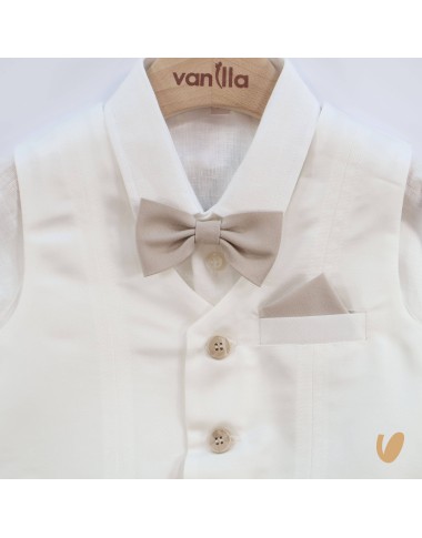 Elegant suit with vest