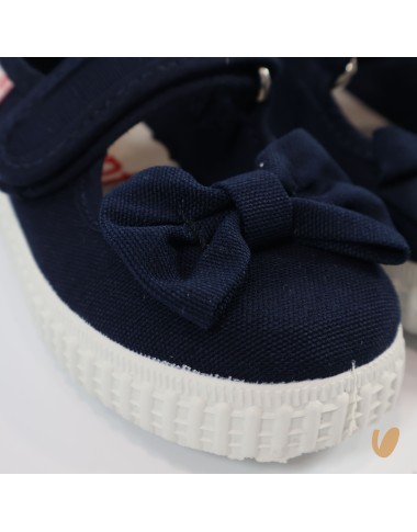 Ballerina bow in canvas