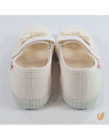 Ballerina bow in canvas