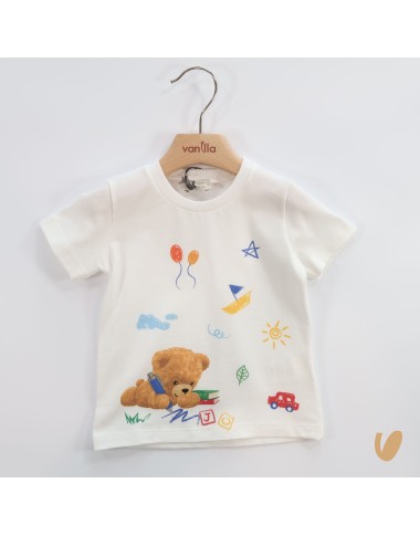 T-shirt bear and drawings