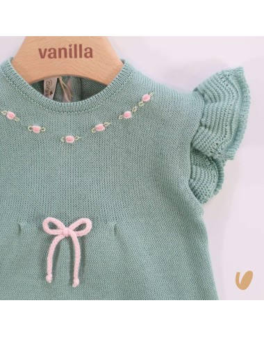 Romper in thread with little roses