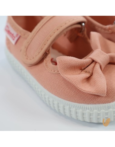 Ballerina bow in canvas