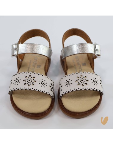 Sandals perforated