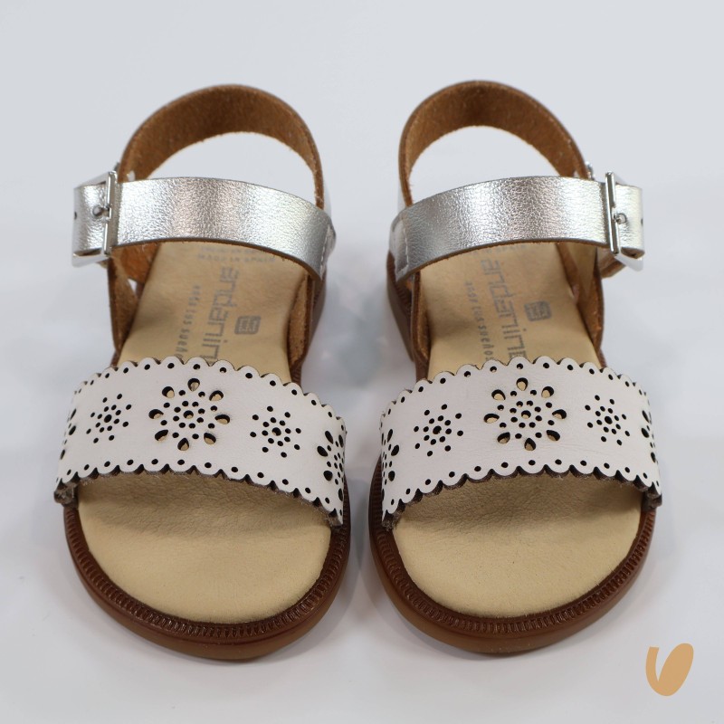 Sandali traforati Sandali 19/32