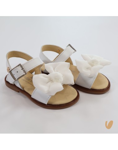 Sandals bow