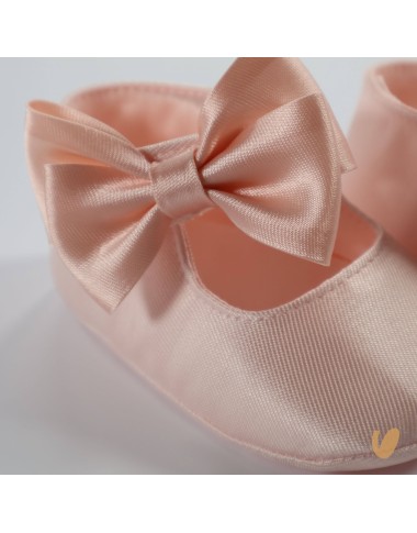 Ballerina in mikado with double bow