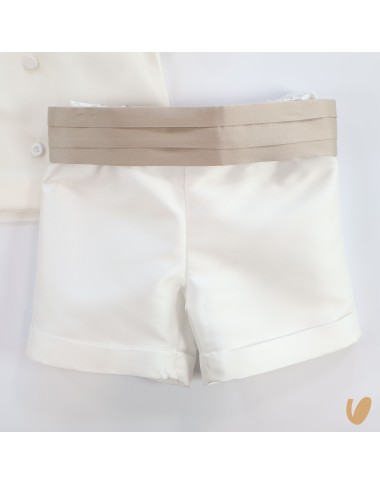 Silk double-breasted finish