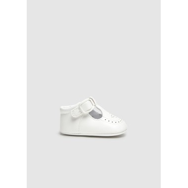 Scarpine occhielli       Culla LUI 15/20