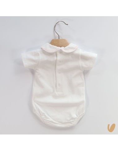 Body with embroidered collar