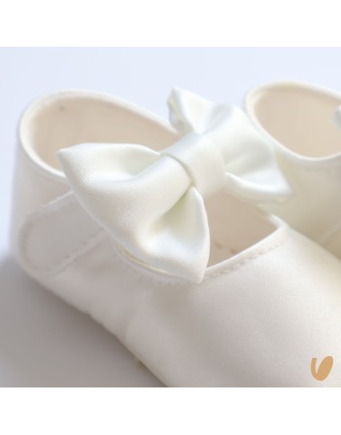 Silk shoes with bow