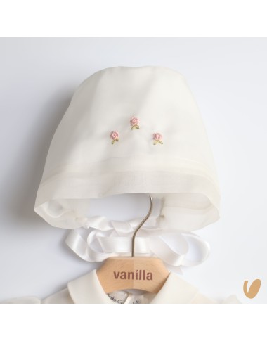 Complete in embroidered silk