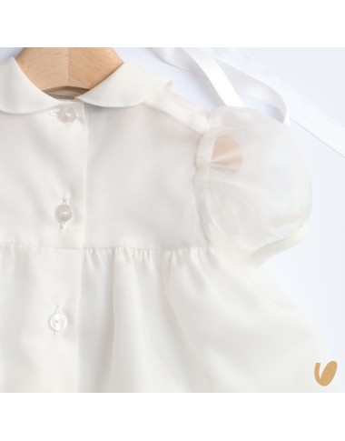 Complete in embroidered silk