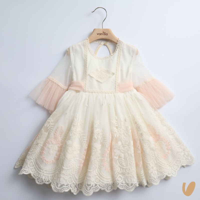 Abito elegante in tulle e macramè Damina