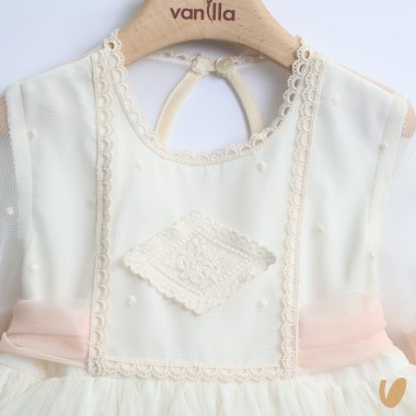 Abito elegante in tulle e macramè Damina