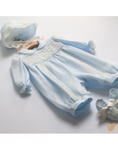 Complete in pure silk