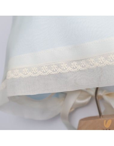 Complete in pure silk